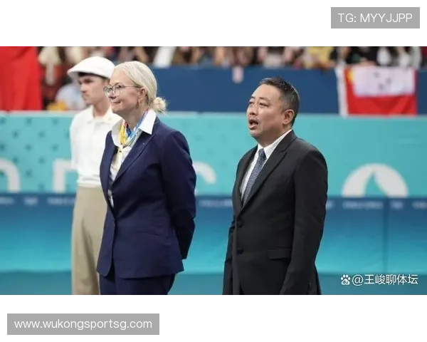 刘国梁这生活节奏，也太跟赛场判若两人了吧，普通人真看不懂这反差！