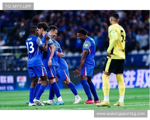 申花争冠形势表面稳固，后防漏洞或成赛季走势关键制约