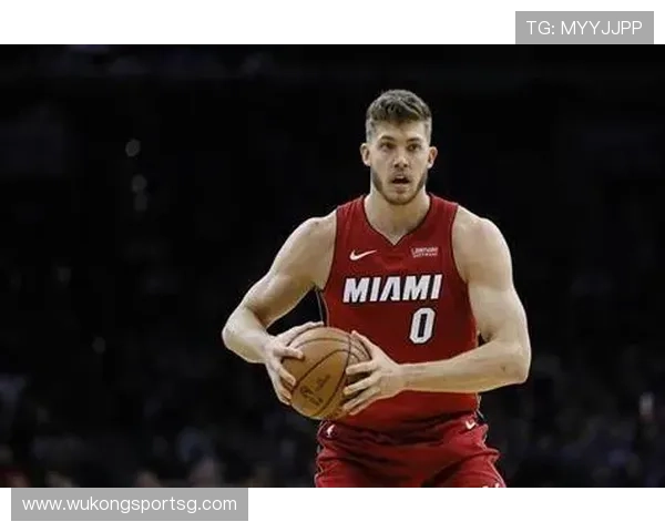 希罗较上季转为无球跑位与挡拆提高三分效率